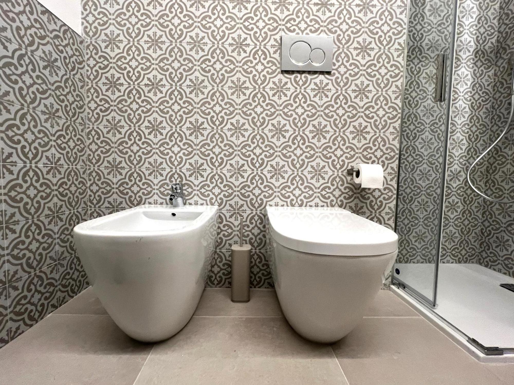Mercadante Suite Central City Милано Екстериор снимка